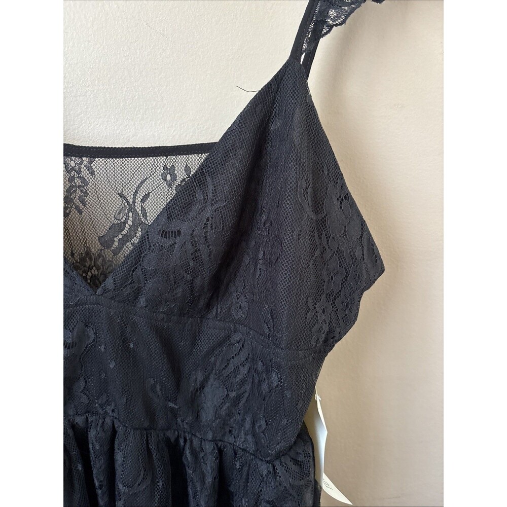Tobi Black Lace Mini Dress Womens L NWT Ruffle Sleeve V Neck Fit Flare - Picture 5 of 10